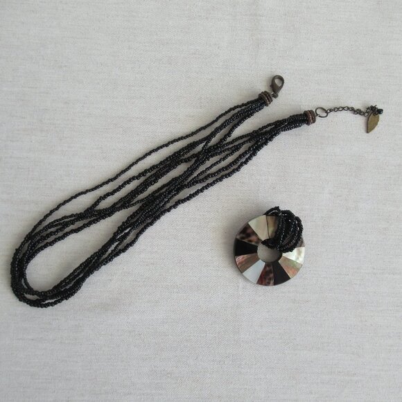 Southewestern Boho Mother Of Pearl Abalone by Coldwater Creek Necklace w/Pendant - Picture 9 of 10